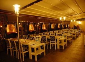 FLZ Restaurant Ankaralıların hizmetinde