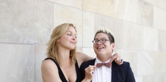 Pink Martini Türkçe şarkı ile geliyor.