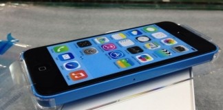 Renkli Iphone 5C’ler yola çıktı