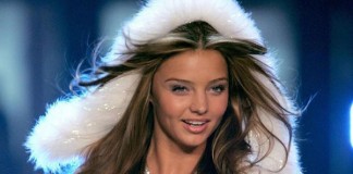 Miranda Biseksüel Fantezilerini Yaşamak İstiyor