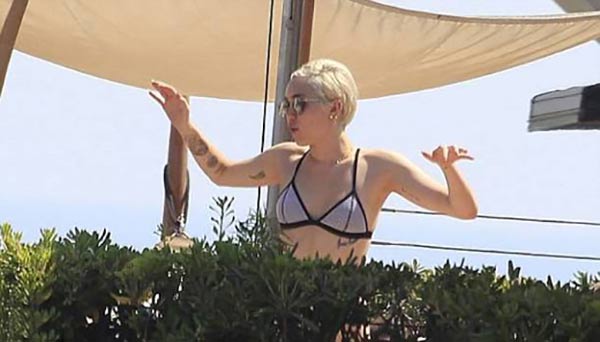 miley17.06.201401
