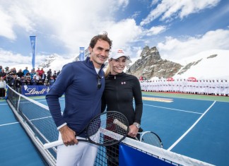 Ünlü İsviçreli Tenisçi Roger Federer ve Amerikalı Kayakçı Lindsey Vonn, Alp Dağları’nda Yarıştı