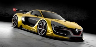 PERFORMANS İÇİN ÜRETİLMİŞ GÖZ ALICI TASARIMA SAHİP BİR YARIŞ OTOMOBİLİ