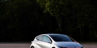 Renault’nun Inovasyon Sembolü “EOLAB”