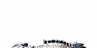 TAKILARIN DAYANILMAZ CAZİBESİ