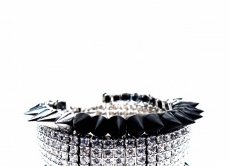 TAKILARIN DAYANILMAZ CAZİBESİ