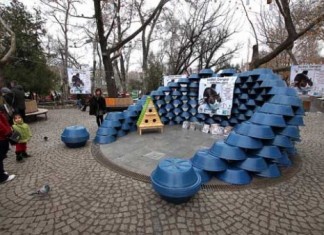 Hayvanseverler Kuğulu’da Kediler İçin Yuva Yaptı