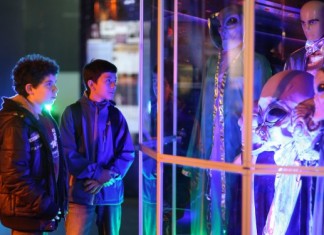 UZAYLILAR BAŞKENT’E İNDİ