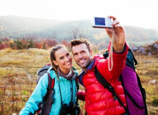 Sevgilisiyle Geçirdiği Her Anı Ölümsüzleştirmek İsteyenlere