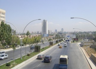 Eskişehir Yolu “Out”, Anadolu Bulvarı “İn”