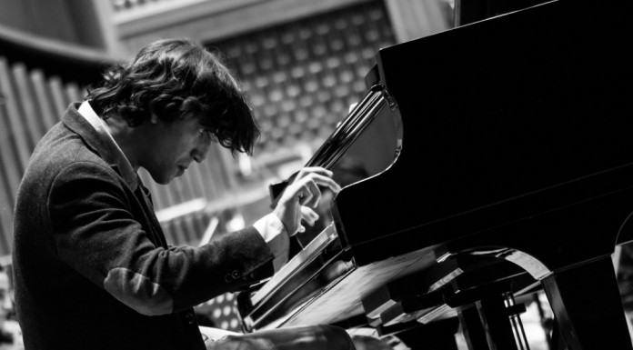 Genç Piyanist Cem Babacan Erimtan Müzesi’nde