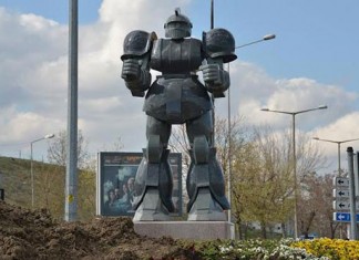 Melih Gökçek oynayacak başka yer bulsun