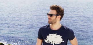 Plastik Şişeler Tişörtlere Dönüştü