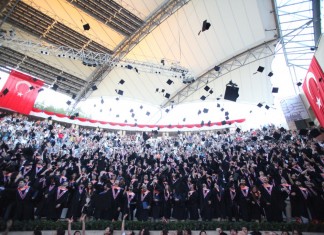 BİLKENT ÜNİVERSİTESİ 2015 YILI MEZUNLARINI UĞURLADI