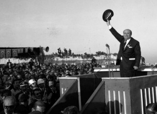 Süleyman Demirel Vefat Etti