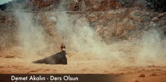 Demet Akalın – Ders olsun Gökhan Koşar Version