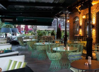 Louise Cafe Filistin’e Bomba Gibi Düştü