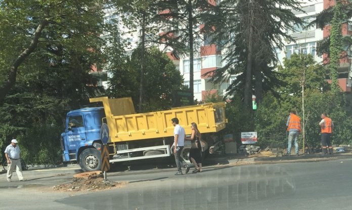 karum-agac-tahran-caddesi