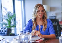 Paramparça 3.sezon Dilara Evlendi Cansu Hamile