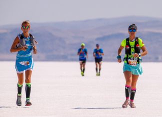 Tuz Gölü üzerinde koşu maratonu